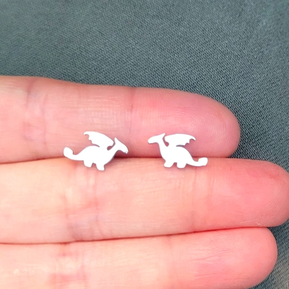 Set of cute Dragon shaped stainless steel earrings with push backings - Picture 2 of 5